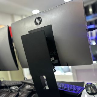 HP All-in-One 400 G2 – Compact Powerhouse