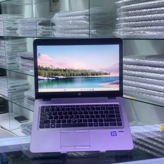 HP EliteBook 840 G3 i5 6TH Gen 8/256 ssd